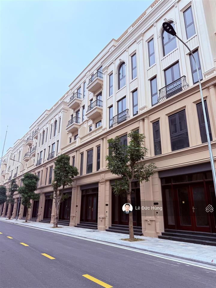 Liền kề shop đối diện 3 tòa chung cư 99m2, 19,5 tỷ, vinhomes global gat cổ loa