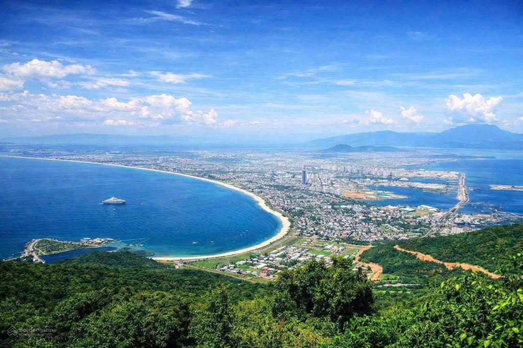 Biệt thự view biển |273,7m2 |giá 14,9 tỷ biển giá hời phân khu vịnh mây vinhomes hải vân bay
