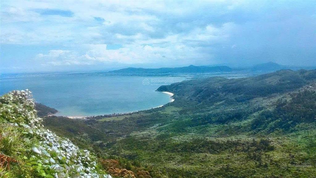 Biệt thự view biển |273,7m2 |giá 14,9 tỷ biển giá hời phân khu vịnh mây vinhomes hải vân bay