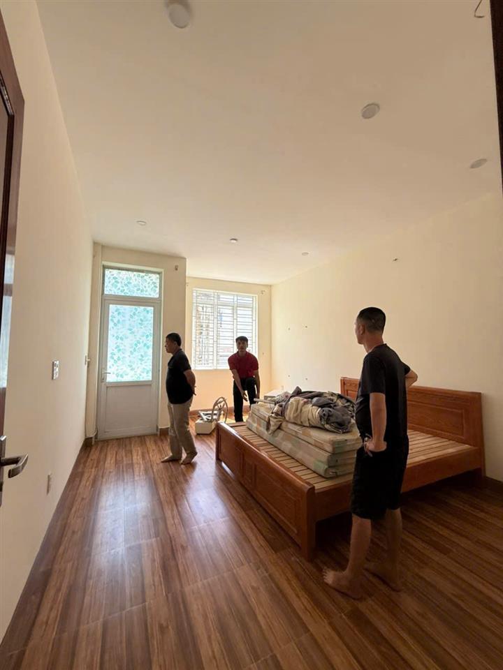 BÁN NHÀ ĐỘC LẬP 3 TẦNG ĐẰNG HẢI, HẢI AN, HẢI PHÒNG  Ô TÔ ĐỖ CỬA, GẦN CHỢ LŨNG
