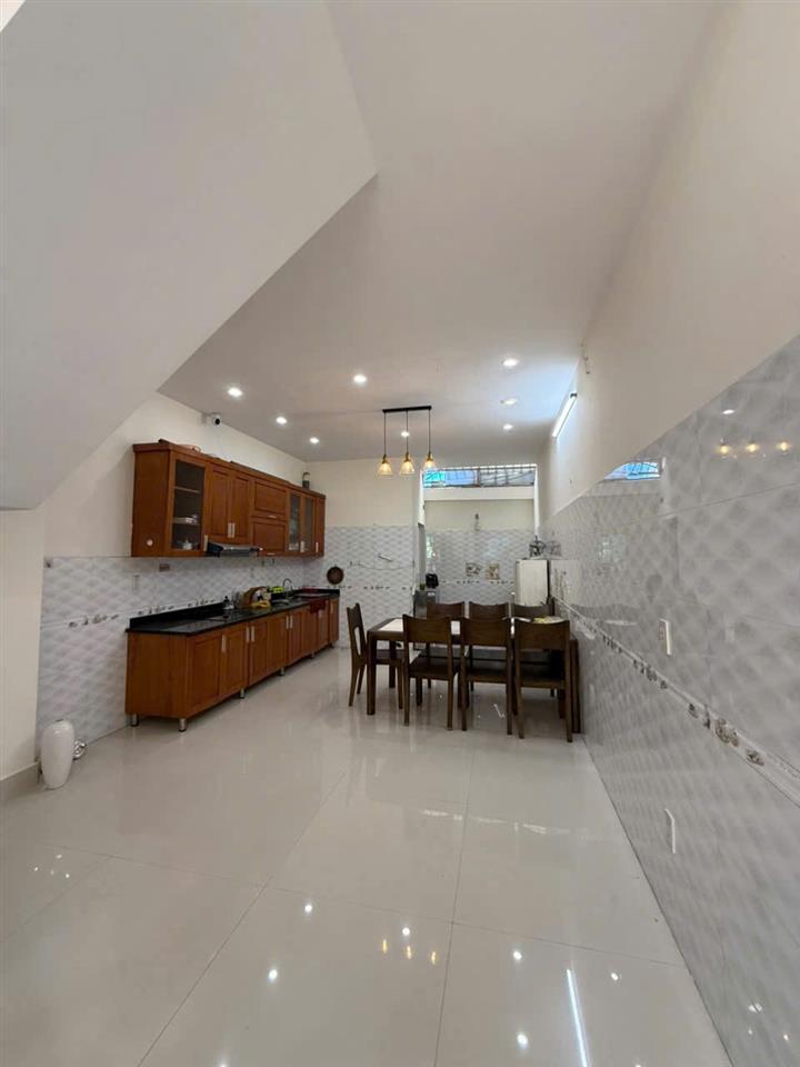 BÁN NHÀ ĐỘC LẬP 3 TẦNG ĐẰNG HẢI, HẢI AN, HẢI PHÒNG  Ô TÔ ĐỖ CỬA, GẦN CHỢ LŨNG