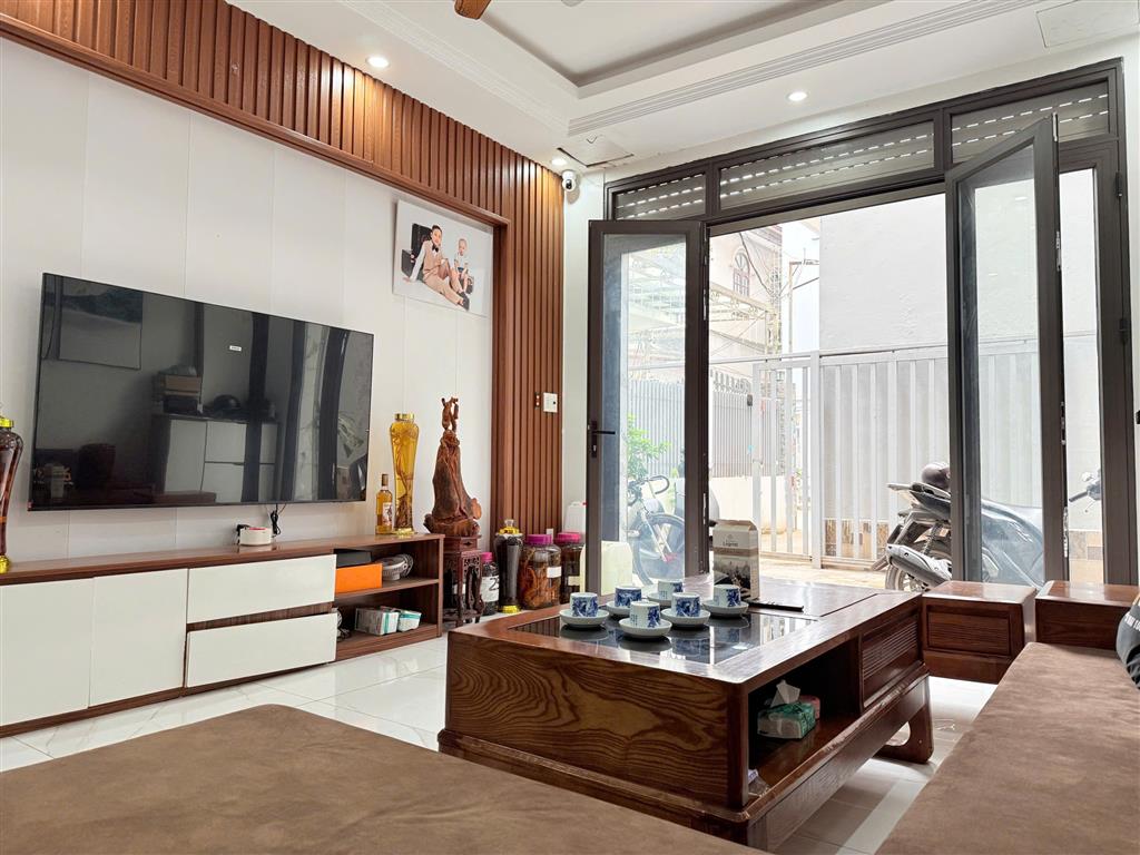 BÁN NHÀ 4 TẦNG PHƯƠNG LƯU, HẢI AN, HẢI PHÒNG  GẦN MẶT ĐƯỜNG, Ô TÔ NHỎ ĐỖ CỬA