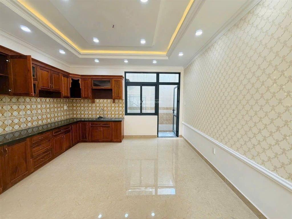 Hàng vip hiệp bình sát mt ql13 đối diện vạn phúc ô tô ngủ trong nhà chỉ 8.2 tỷ tl