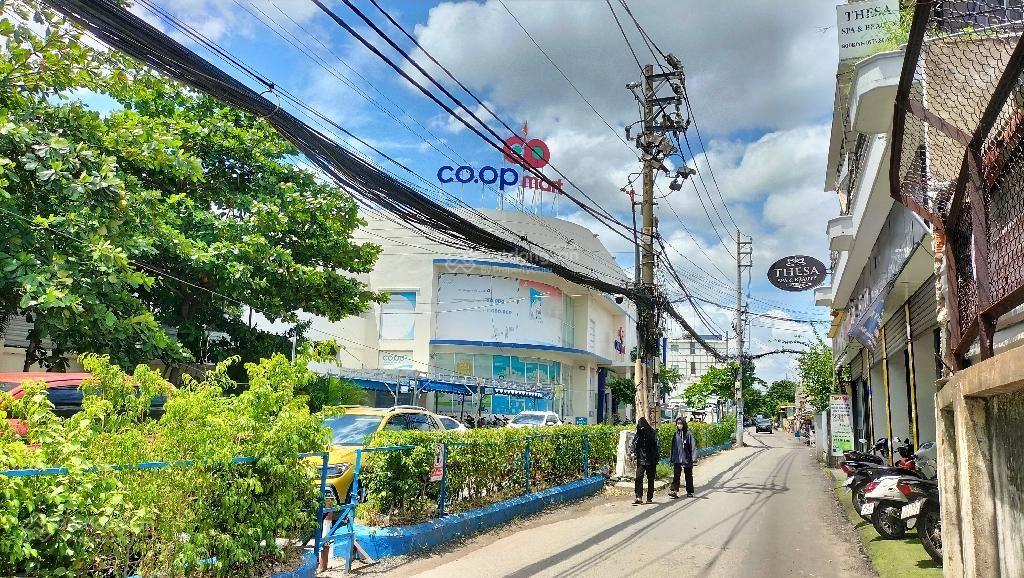 Nhà hiệp bình chánh  cạnh coopmart bình triệu 90m nở hậu tài lộc sẵn dòng tiền.
