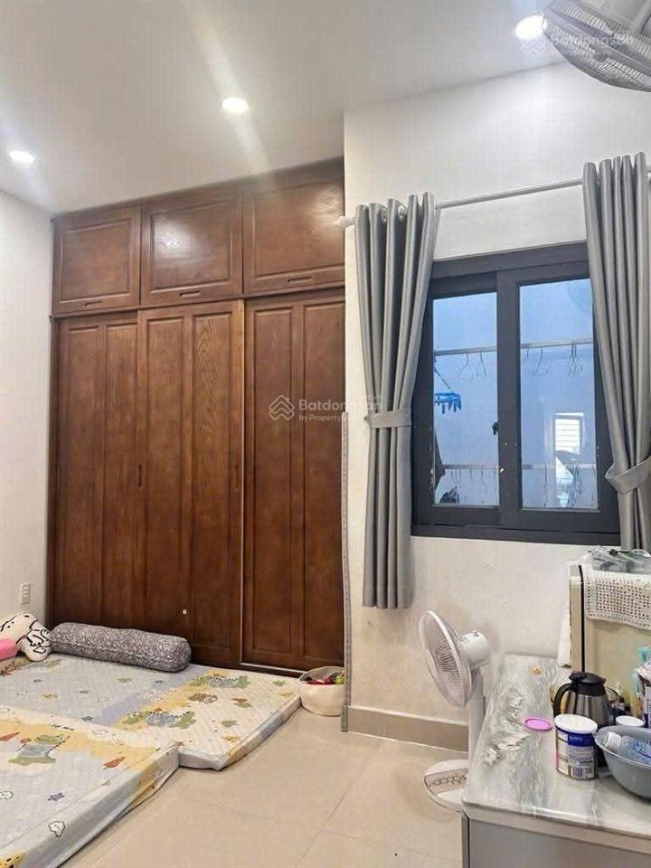 Nhà đẹp hiệp bình ngang 6m hiếm hẻm thông