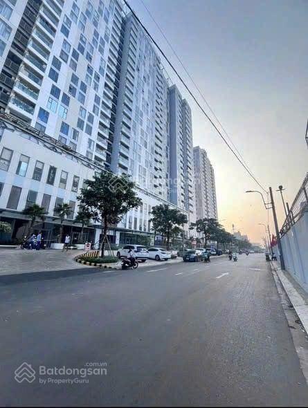 Hàng mới ngay trung tâm hiệp bình, đối diện vạn phúc city 5.6 tỷ