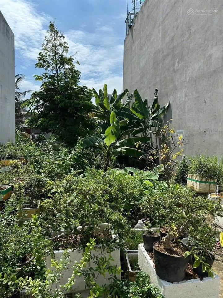 Đất trống vuông vức gần quốc lộ 13, ngay ubnd phường hiệp bình, cách kđt vạn phúc 1km