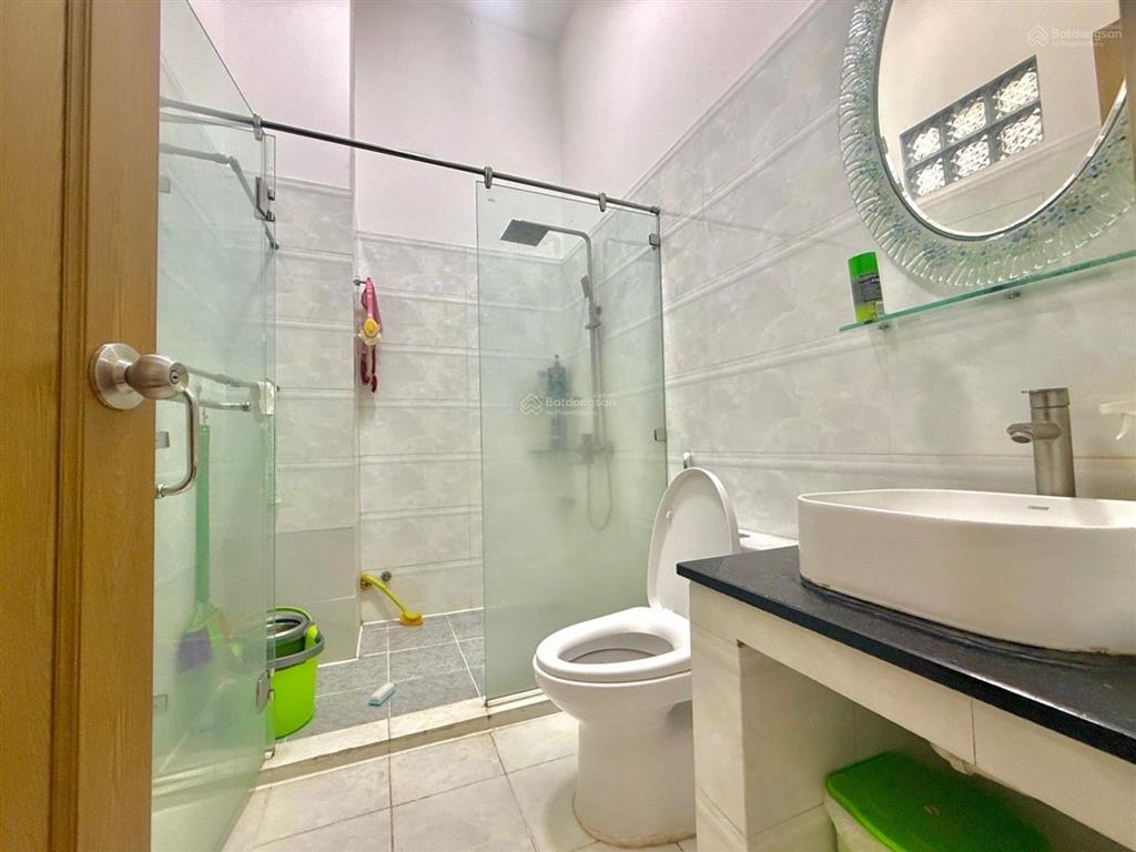 Nhà khu thành uỷ sau gigamall | đường 10m hướng đông tứ trạch  68m  chỉ 11.5 tỷ