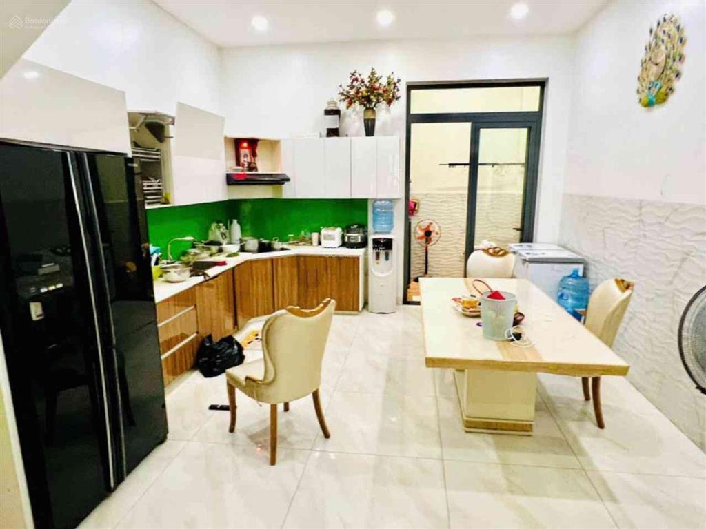 Bán nhà 4 tầng hẻm 8m kdc hồng long ngang đẹp 4m5  82m,2 hướng đông nam