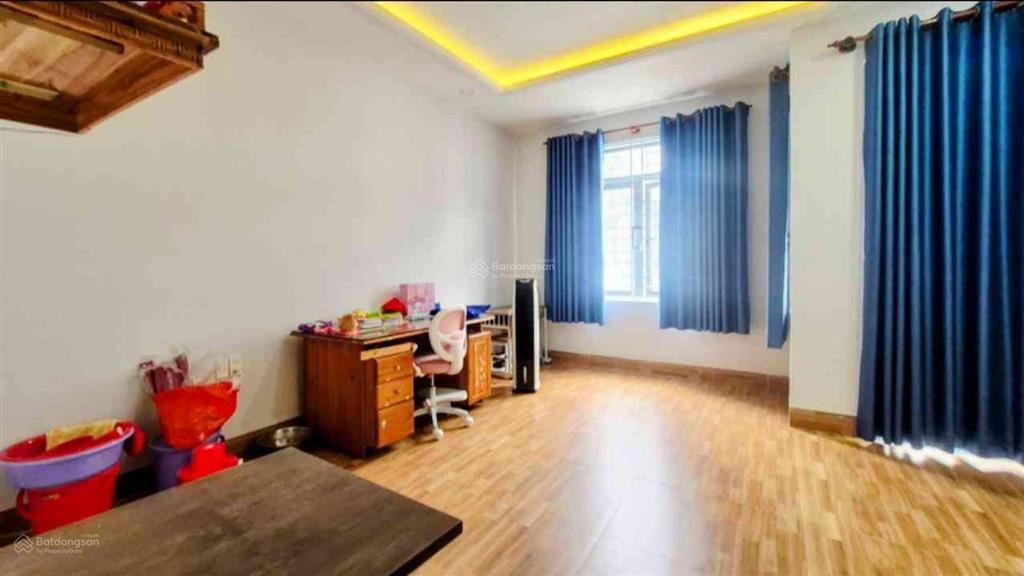Nhà 4 tầng hẻm xe hơi gần vạn phúc city giá 8,5 tỷ thương lượng