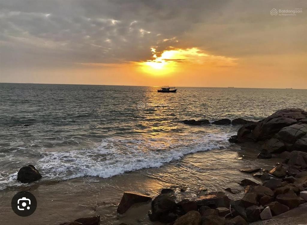 Bán nhà đẹp vào ở ngay  hẻm ô tô  chỉ mất 10p ra biển bãi sau  vũng tàu