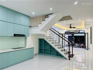 Đang cần bán nhà cao tầng mới xây  1t2l dọn vô là ở  khai thác cho thuê  vũng tàu