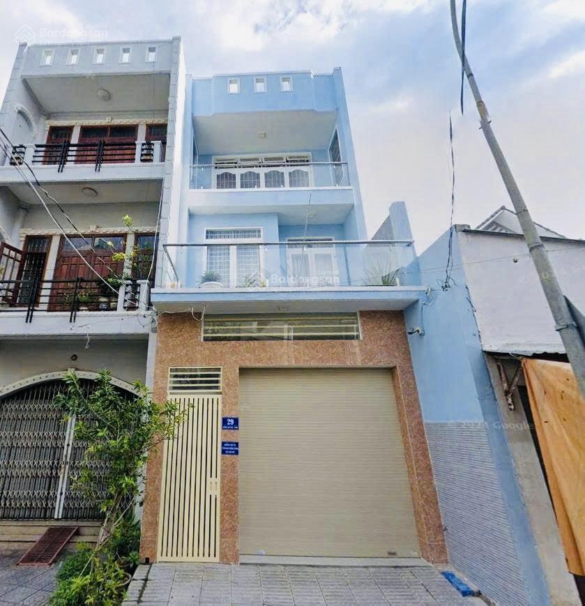 Đang bán nhà 1t+2l hẻm 2 oto tránh nhau  mua xong chỉ xách vali vào là ở nhà kiên cố  vt