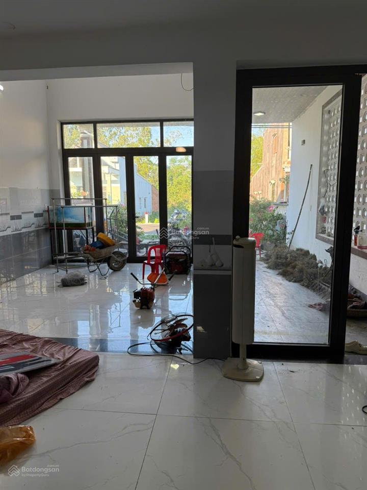Bán gấp nhà tâm huyết hòa tiến đà nẵng dt 144m2 mặt tiền đường nhựa gần chợ lệ trạch