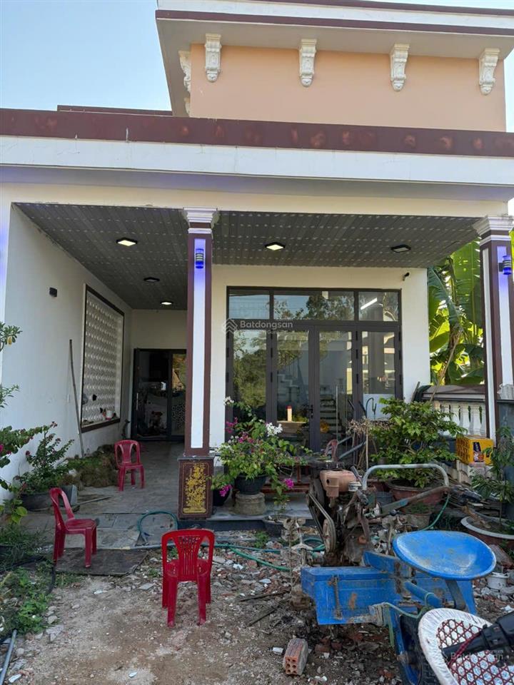 Bán gấp nhà tâm huyết hòa tiến đà nẵng dt 144m2 mặt tiền đường nhựa gần chợ lệ trạch