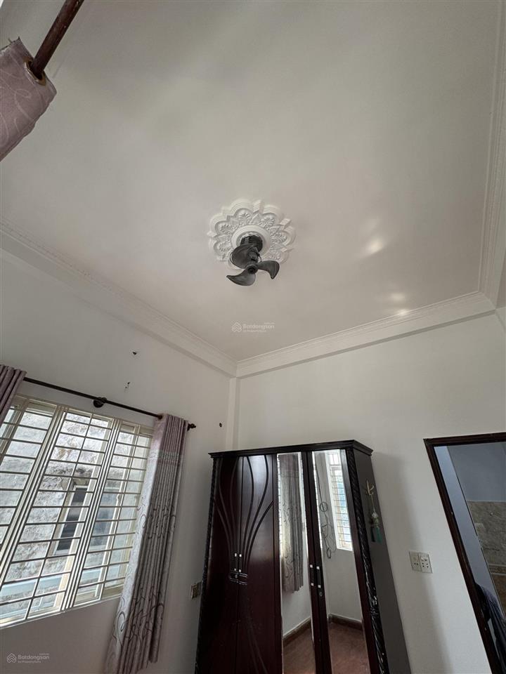Cho thuê nhà 4 tầng mặt tiền 925 trường chinh, p. tây thạnh, diện tích 1 sàn 7,15m x 7,35m