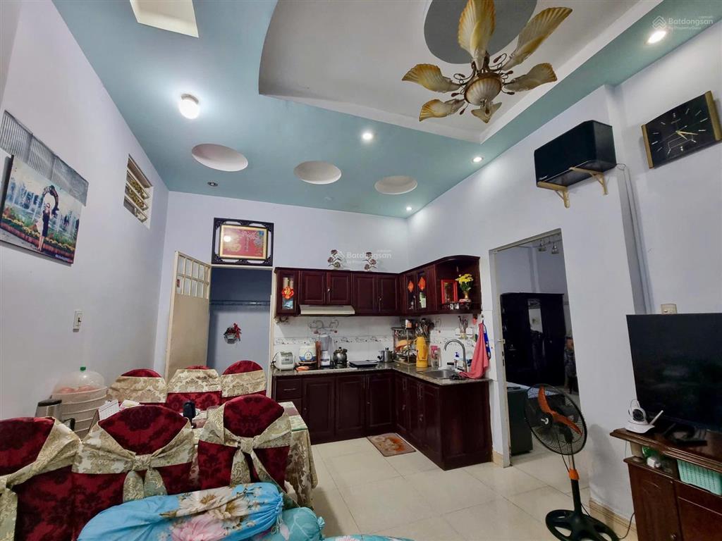Bán nhà 105m2 thổ cư, sát trường tiểu học thống nhất b, nhà đang kinh doanh dạy học
