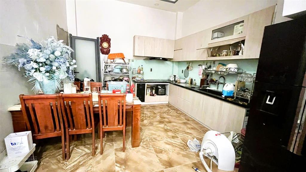 Mặt tiền đường 16m, nhà 4tầng+sân thượng 5pn, tặng full nội thất, ở ngay, chỉ 5.1tỷ rẻ nhất khu vực