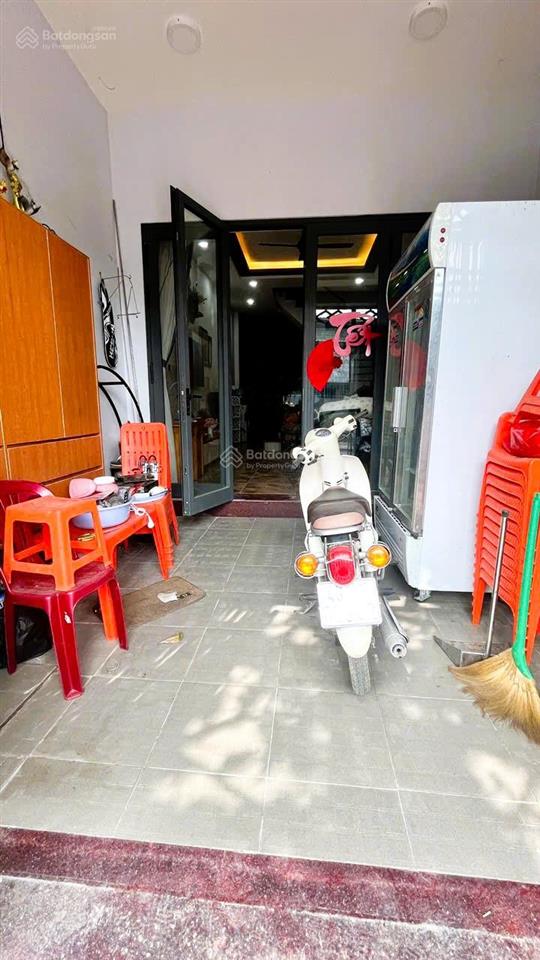 Mặt tiền đường 16m, nhà 4tầng+sân thượng 5pn, tặng full nội thất, ở ngay, chỉ 5.1tỷ rẻ nhất khu vực