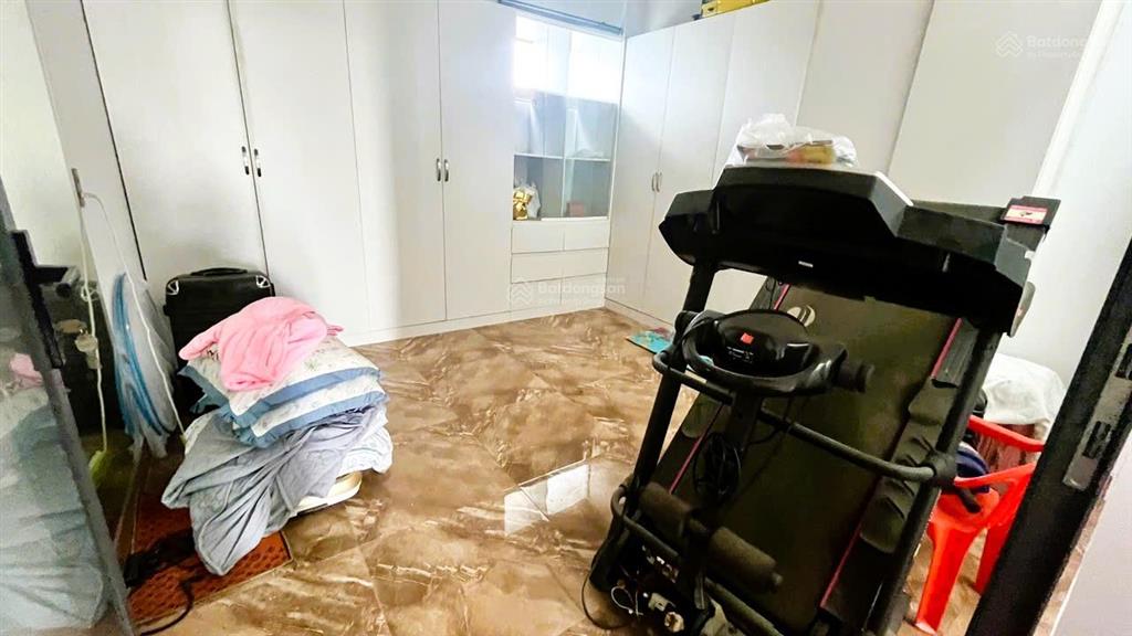 Mặt tiền đường 16m, nhà 4tầng+sân thượng 5pn, tặng full nội thất, ở ngay, chỉ 5.1tỷ rẻ nhất khu vực