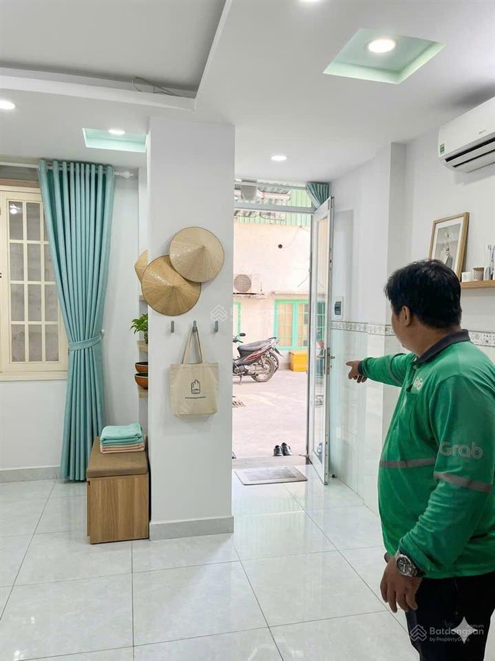 Bình trưng tây  nhà 2 tầng ngang 5.7m hiếm  2pn  1 căn ra mặt tiền  sổ hồng riêng  chỉ 3.25 tỷ