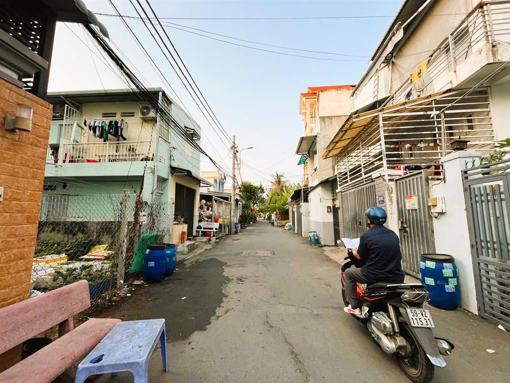 Đất đẹp ngang 5m, thổ cư 125m vuông vức, hẻm ô tô tránh, xây dựng ngay, chỉ 8.6 tỷ