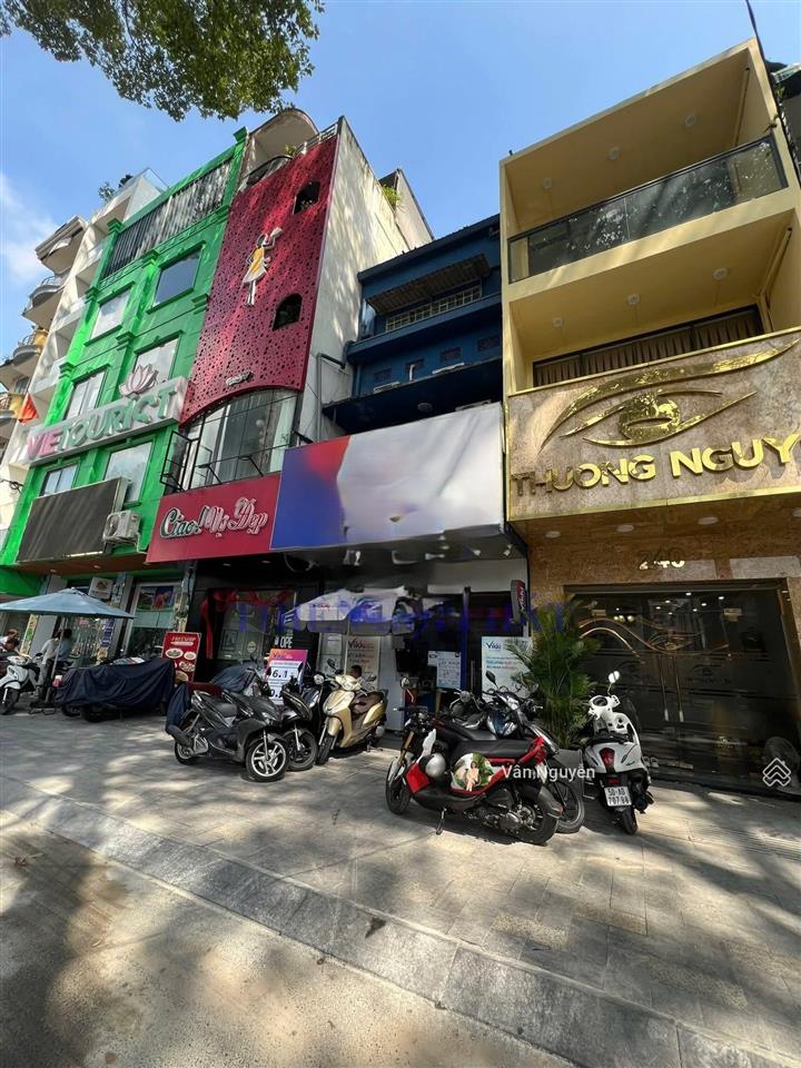 Giảm 2 tỷ! bán nhà mặt tiền trần hưng đạo cách chợ bến thành 1km q1, 3 tầng hđt 65 triệu/th