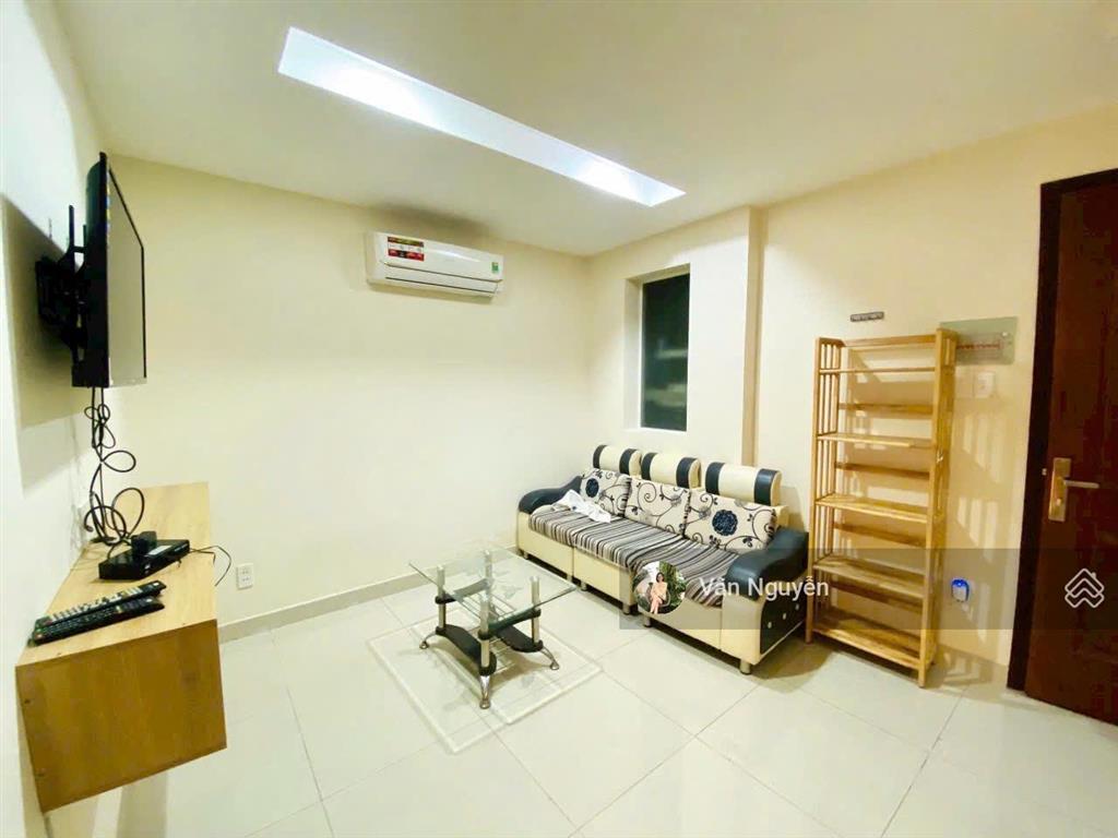 Tài sản tốt giữ tiền! bán tòa 11chdv cách sân bay 3km, 8x19m 6 tầng, hđt 1 tỷ/n. chỉ 2x tỷ
