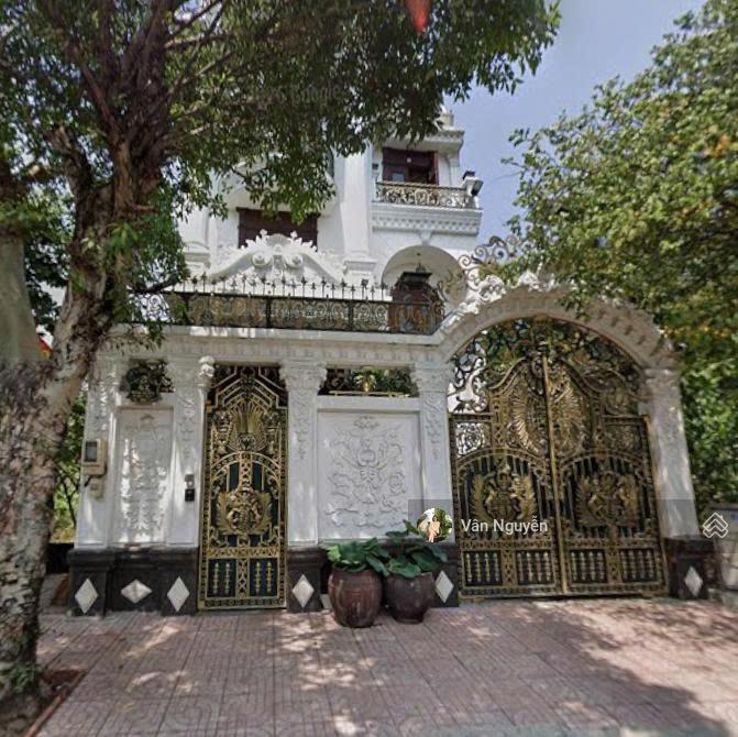 Bán gấp! nhà biệt thự ngay bát nàn, full kết cấu hầm 4 tầng