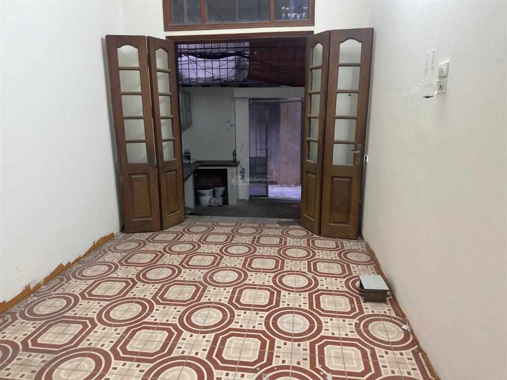 Bán nhà ngõ 91 nguyễn văn trỗi, thanh xuân  30m2 x 2 tầng ngõ 2m, cách 10m ra đường ôtô  sđcc