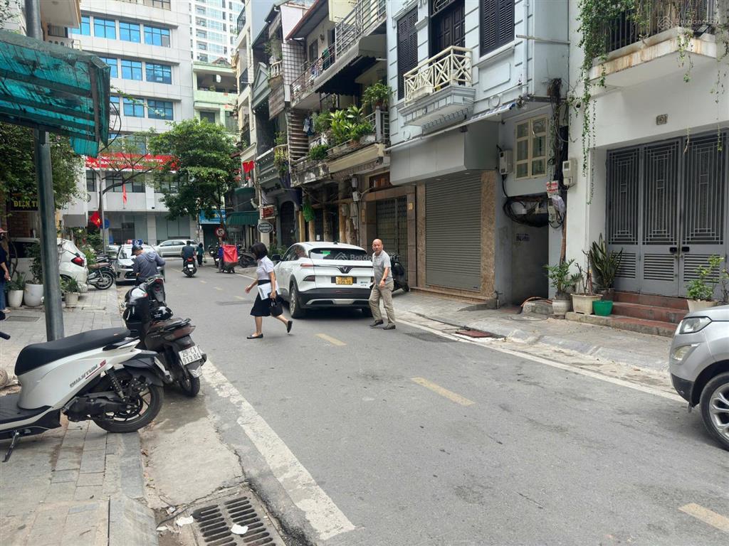 Mặt phố yên ninh  ba đình 86m2 mt 5,5m, 1 tầng xác định bán đất  sđcc