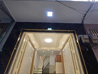 Bán nhà đẹp đủ công năng cho gia đình trẻ giá rẻ