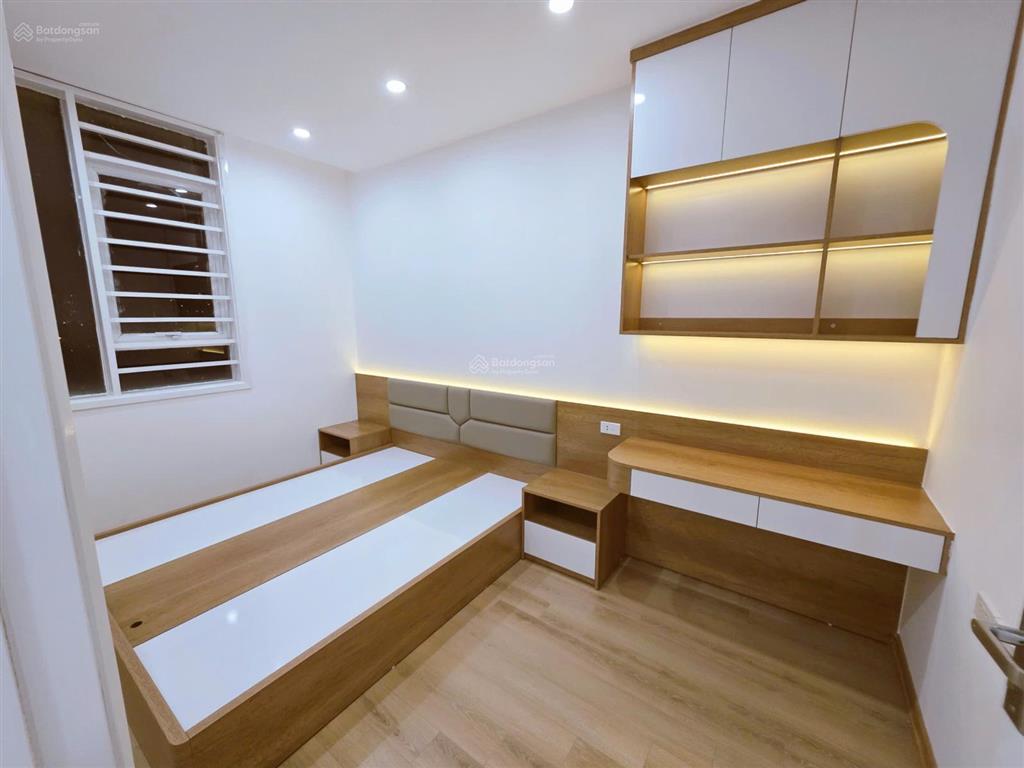 Cần bán căn hộ 108m2, tk 3 ngủ , 2 vệ sinh