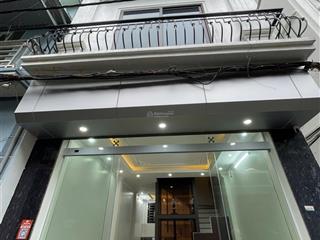 Chính chủ bán nhà 5 tầng có thang máy, đầy đủ tiện nghi, thoáng mát