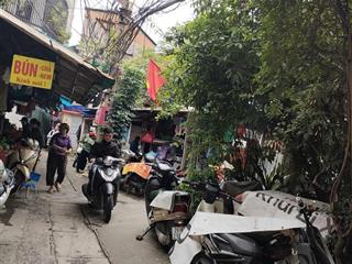 Cho thuê gấp giá rẻ căn hộ mặt phố Yên Phụ 120m, tầng 7, mặt tiền 6m, 20 tr/th Tây Hồ.