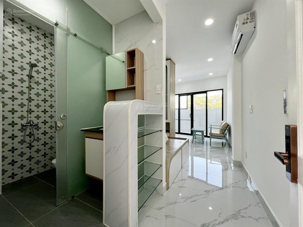 Cho thuê căn hộ dịch vụ full nội thất q5