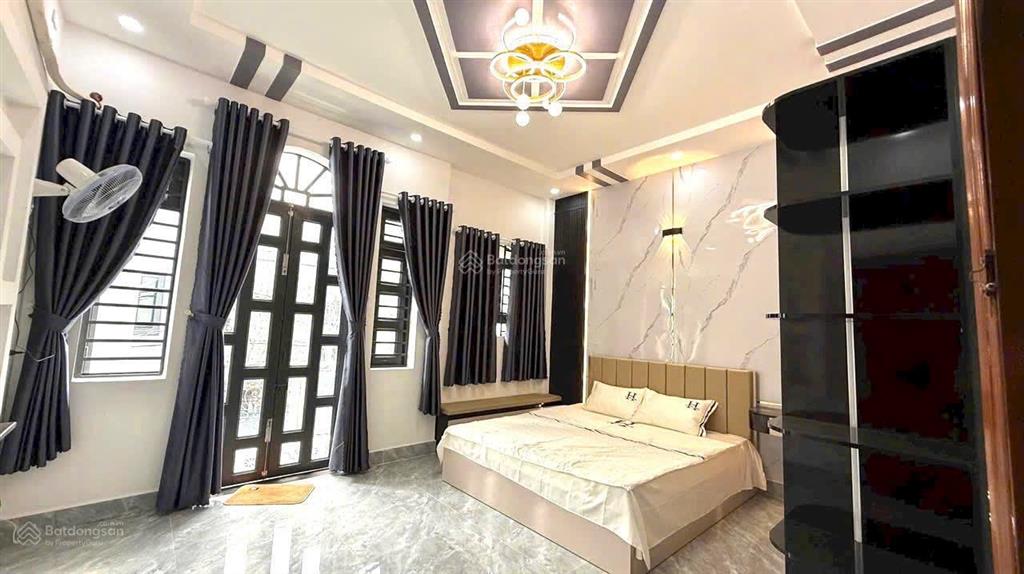 Hàng hiếm  trương thị hoa hẻm kinh doanh thông tứ tung  sát metro ngang đỉnh 5m  60m2  4 tầng