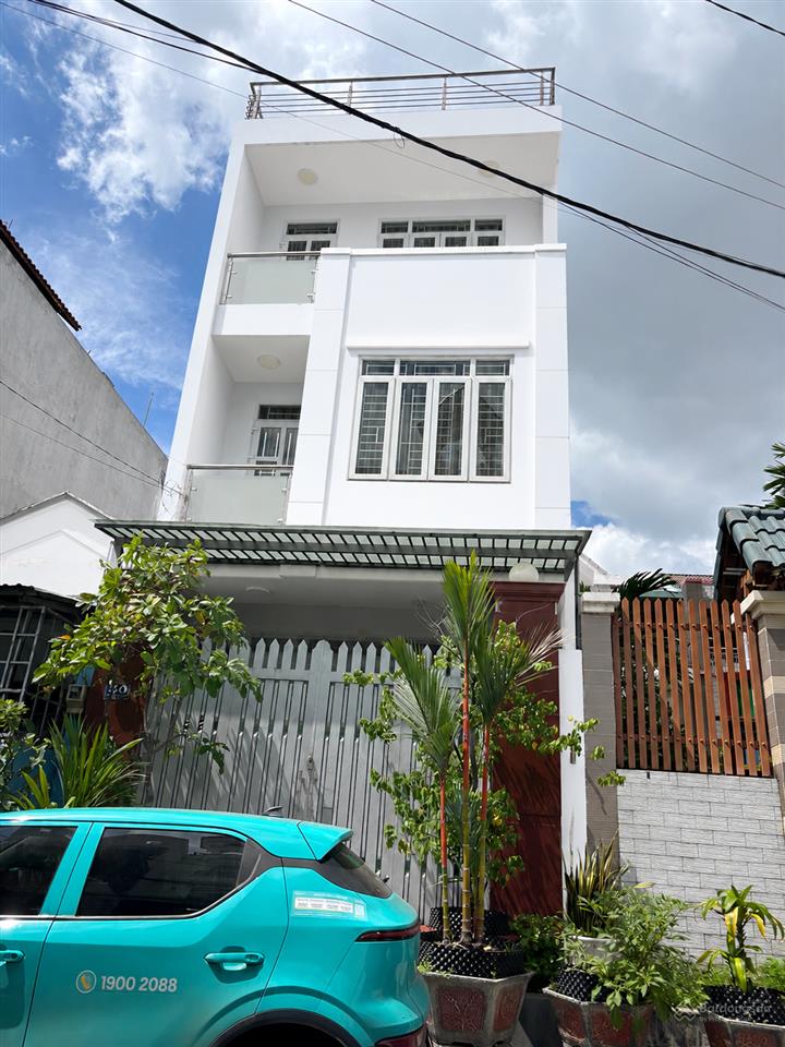 Bán nhà 100m24 tầng vừa ở vừa kinh doanh thới an trần thị cờlê thị riêng q12ngang 5*20mhơn 8ty