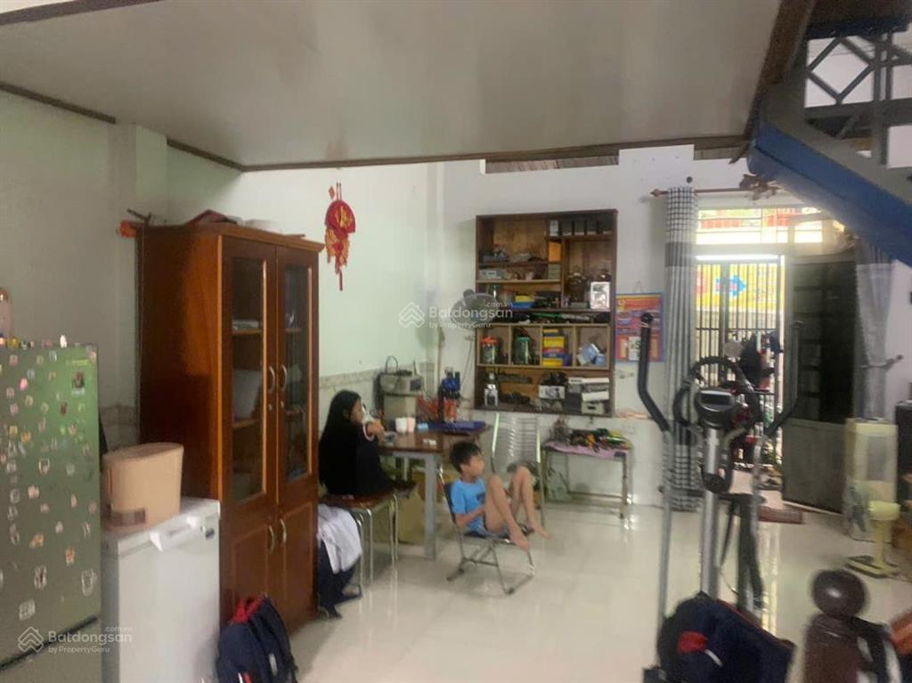 Bán nhà lô góc trương thị hoa ngang 4,3*16msát mega hiệp phú cầu vượt tân thới hiệp q12 chi 4,5tỷ