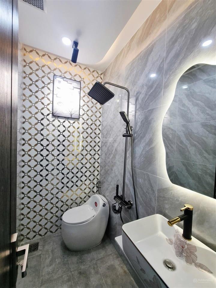 Siêu phẩm nhà mới 100%khu nhà lầu vip dương thị mười5tầng full nội thất có thang máy chỉ 8.25 tỷ