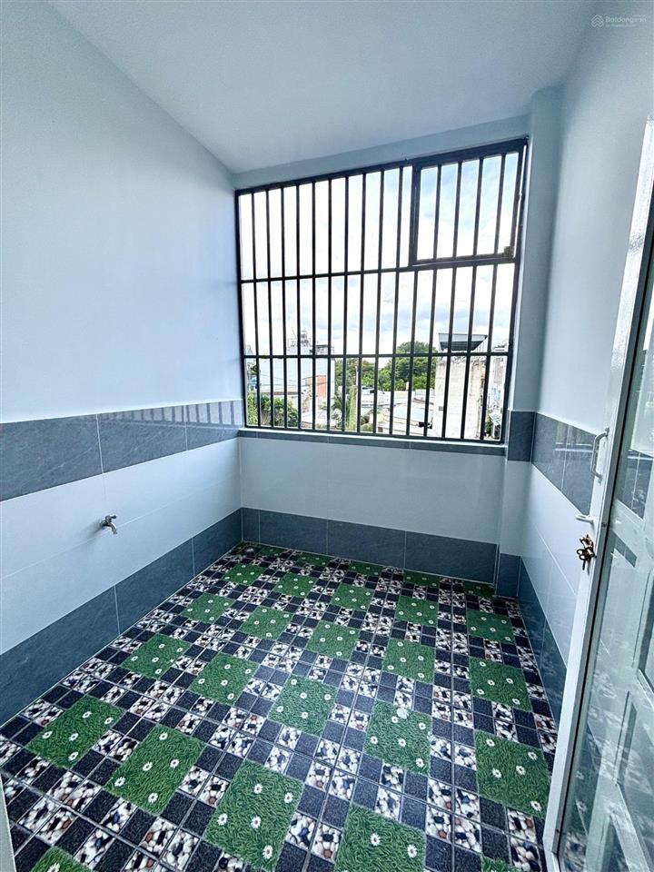 Bán nhà nguyễn thị đặng 3 tầng kiên cố70m2ngay trường học võ trường toản5phút về gò vấp hợn 5tỷ