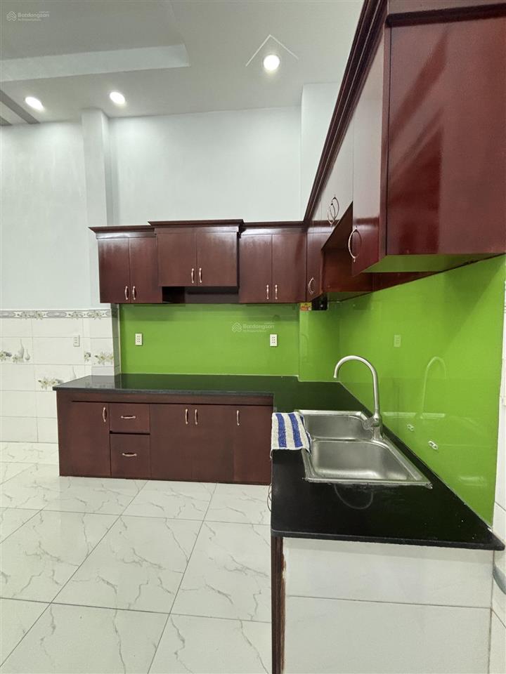 Bán nhà nguyễn thị đặng 3 tầng kiên cố70m2ngay trường học võ trường toản5phút về gò vấp hợn 5tỷ