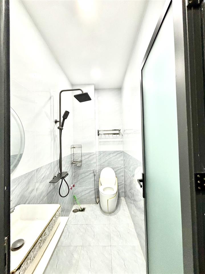 Bán nhà mới ken 4tầng ngay tch36 sát tô kýphần mềm quang trung q12hẻm 5m ô tô đỗ cửa chỉ hơn 6 tỷ