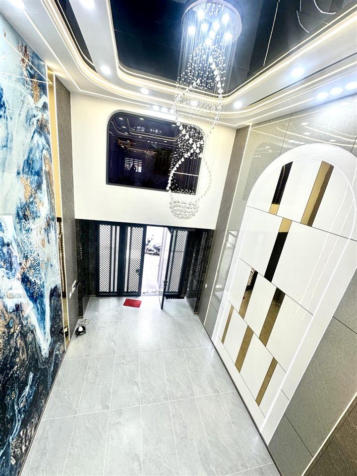 Bán nhà mới 100% 82m2  5 tầng dương thị mười sát bệnh viện q12 5pn ô tô ngủ trong nhà chỉ 7,99 tỷ