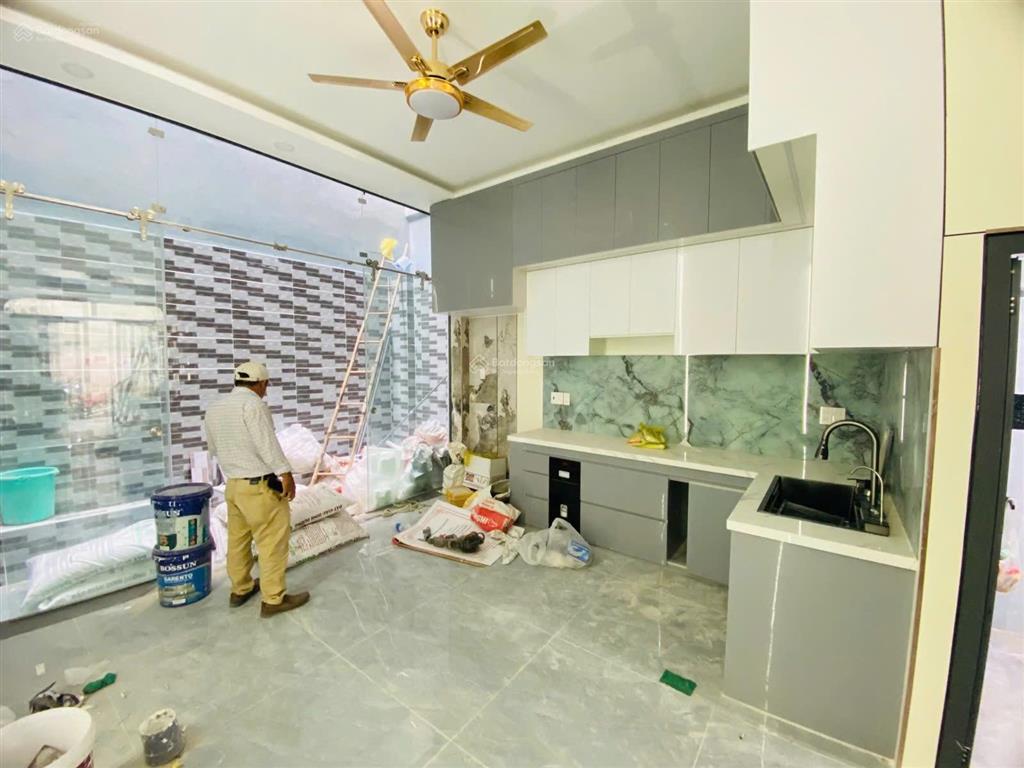 Bán nhà riêng 4pn, 5wc, 55m2 tại đường phạm văn đồng, gò vấp, 9,3 tỷ