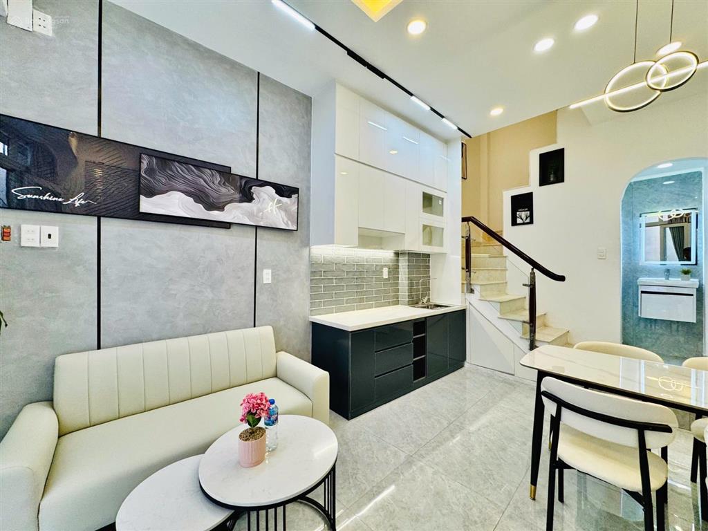 Bán nhà riêng tại nguyễn văn trỗi, 5,9 tỷ, 22m2, 3pn, 3wc, 4 tầng đẹp, nhiều tiện ích