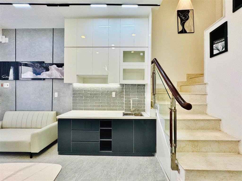 Bán nhà riêng tại nguyễn văn trỗi, 5,9 tỷ, 22m2, 3pn, 3wc, 4 tầng đẹp, nhiều tiện ích