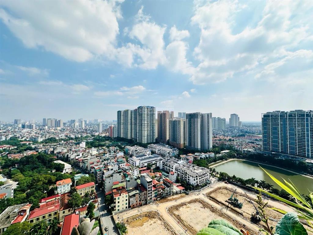 Chung cư lô góc mặt phố tố hữu  gần công viên thiên văn học  view hồ  nhà đẹp ở ngay