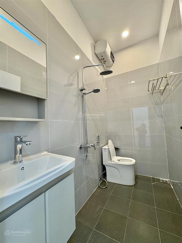 Tập thể thành công  tầng 2  75m2 2pn riêng biệt  gần hồ thành công  ô tô đỗ cửa