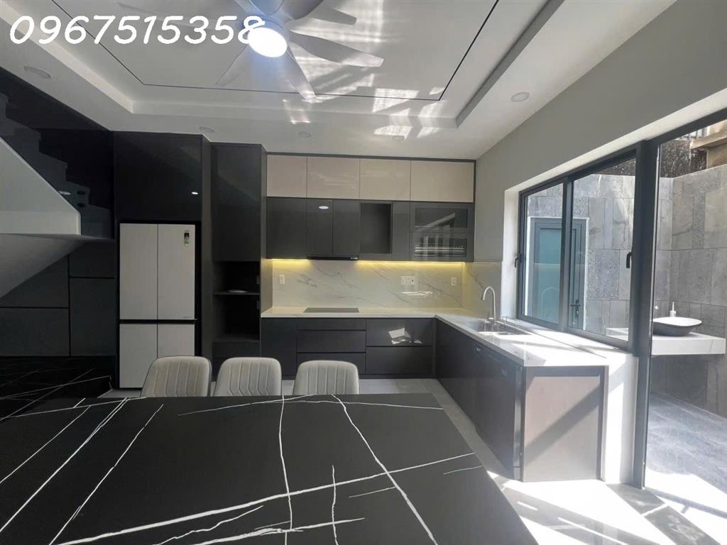 Nhà đẹp KĐT Mỹ Gia gói 5 – DT 100m2 đường 92 rộng 13m – 3 tầng hiện đại hoàn công – Giá 8
